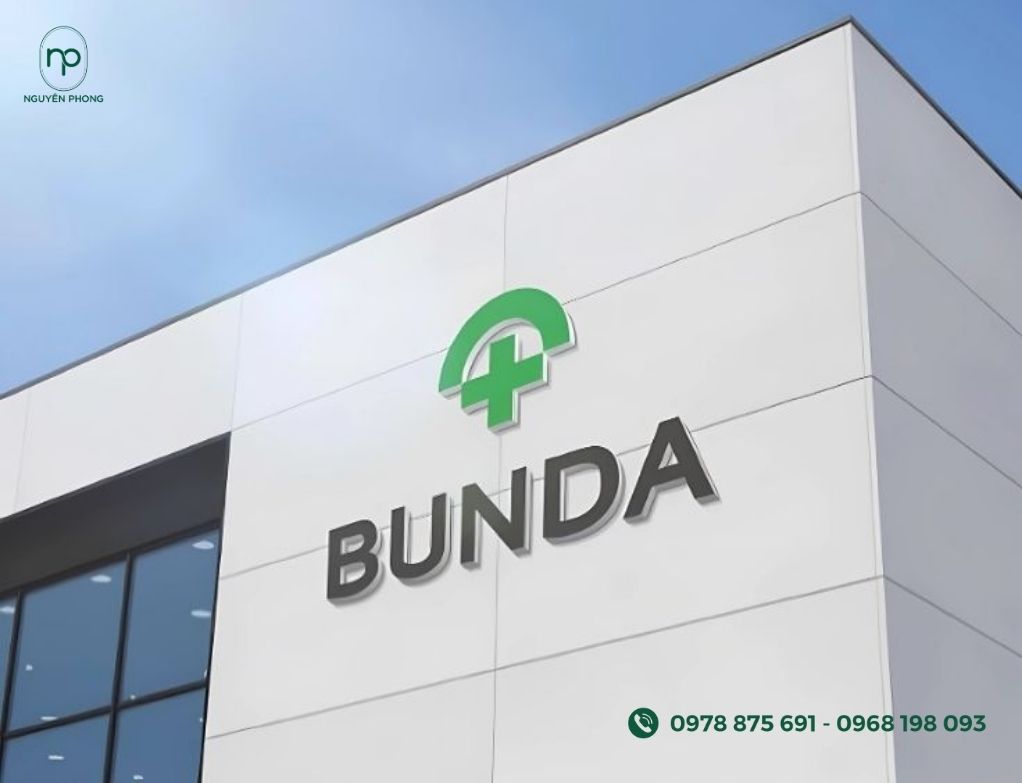 Mẫu logo bệnh viện phổ biến